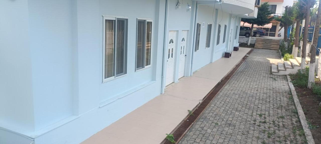 Seasidegolem Apartments Εξωτερικό φωτογραφία